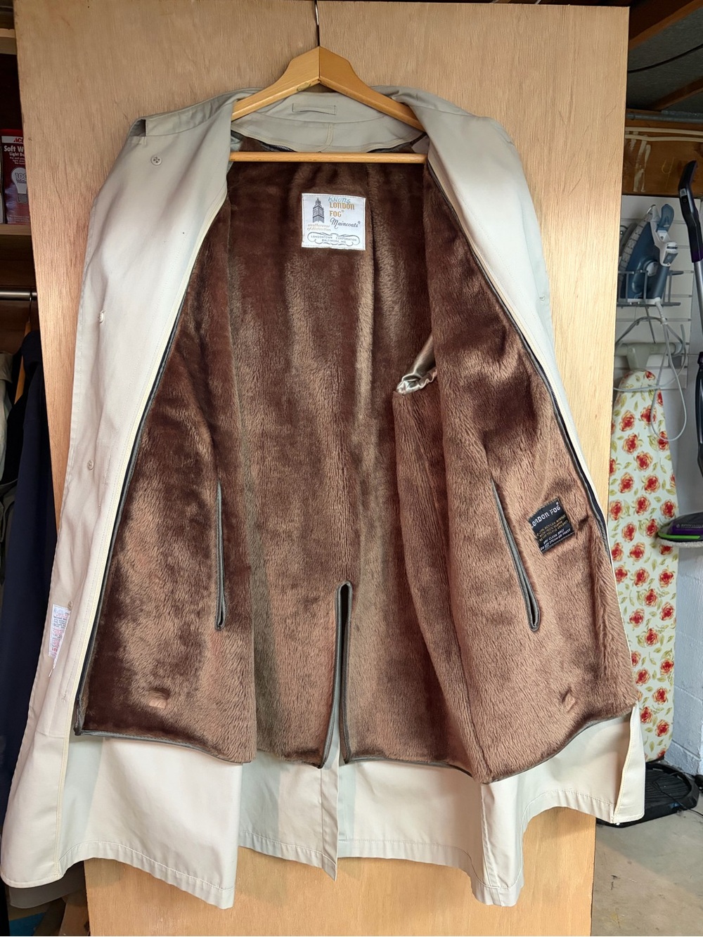 Vintage London Fog Main Coats “fur” lined Size 40